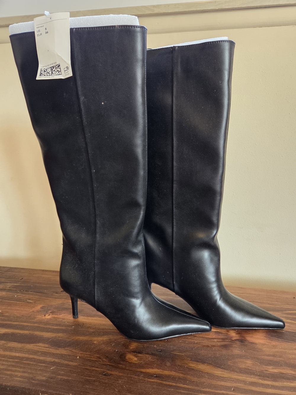 Classic H&M Black Knee-High Pointed-Toe Women's Boots
